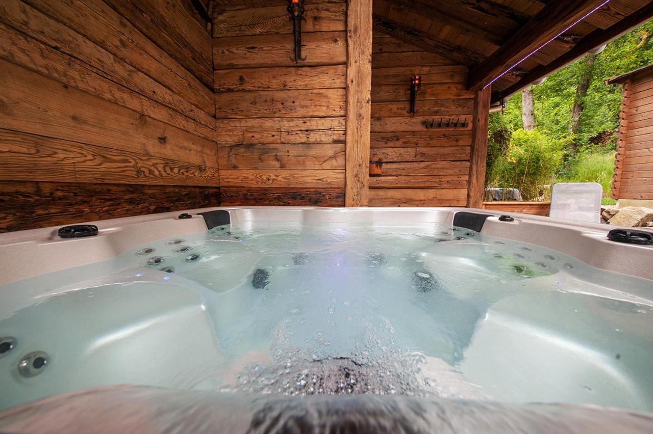Chalet Hohneck 4 Etoiles, Vieux Bois Et Pierre, Spa, Sauna, Borne De Recharge Stosswihr エクステリア 写真